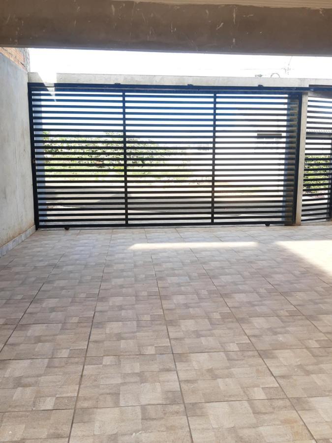 Casa Grande Em Arapongasヴィラ エクステリア 写真